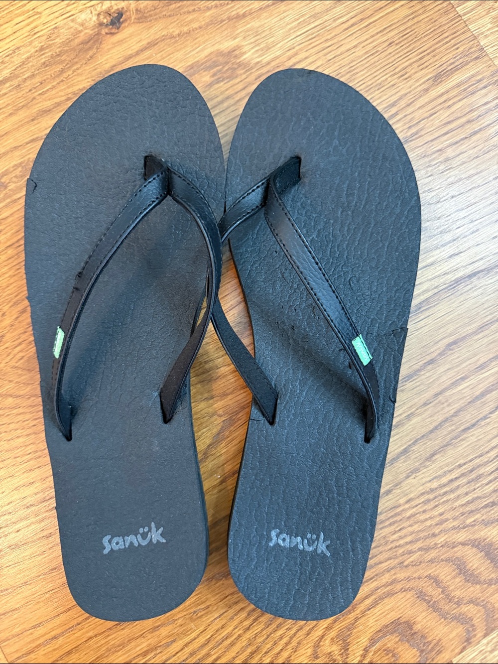 Sanuk Black Flip Flops Thong Sandals Size 9 Casual Beach